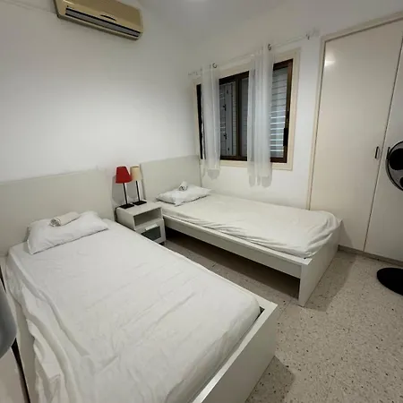Apartment First Class To The Larnaca
