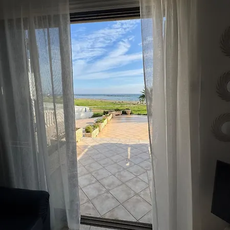 Apartment First Class To The Larnaca